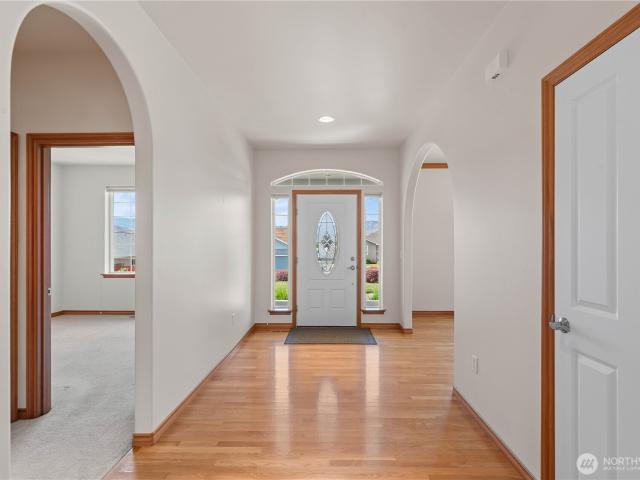 25 S Mandolin Avenue