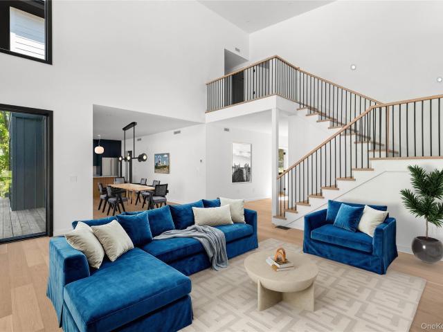 25 S Duncan Drive