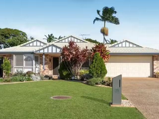 25 Seaholly Crescent, VICTORIA POINT, QLD 4165 House for Rent