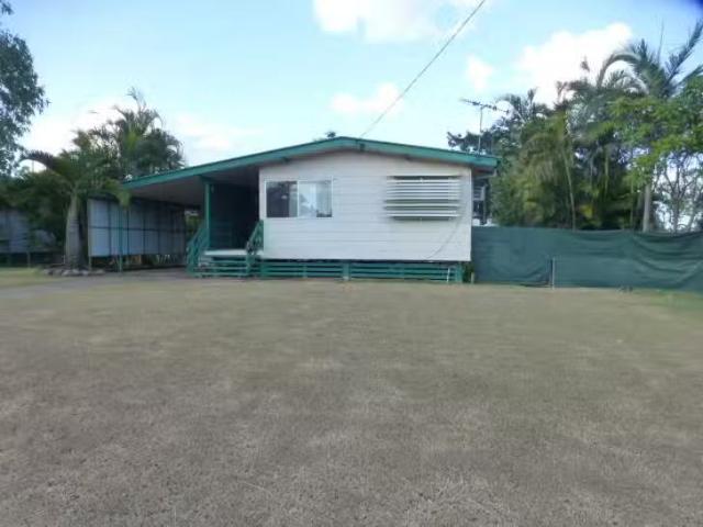25 Spring Crescent, Dysart, QLD 4745