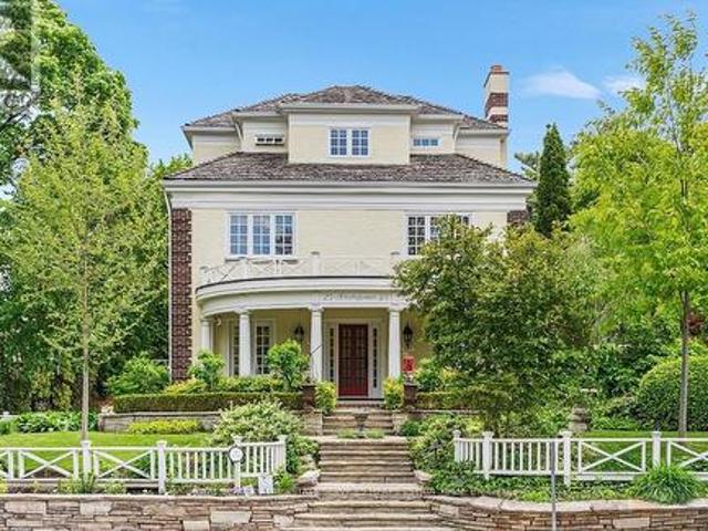 25 Strathgowan Crescent, Toronto, ON, M4N 2Z6 Luxury House for sale | Listing ID C13027 | Royal LePage Carriage Trade Luxury Properties