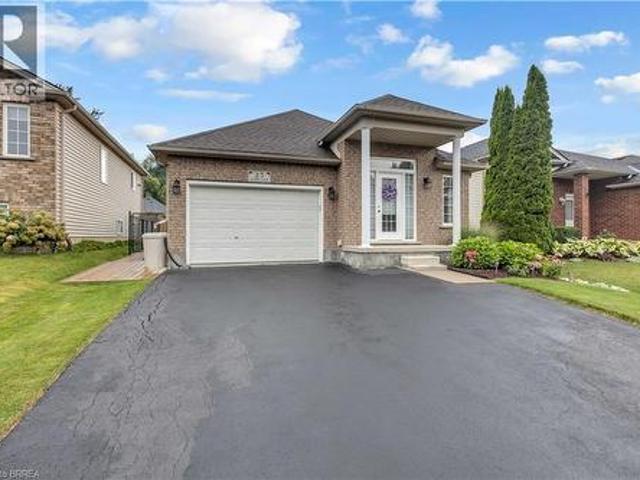 25 Sudds Lane, Brantford, ON, N3T 6M5 house for sale | Listing ID 40855 | Royal LePage