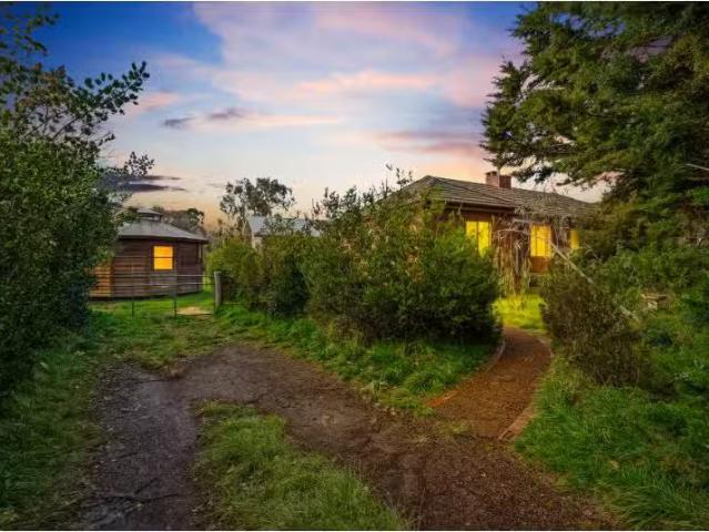 25 Suttor Street, Ainslie House for rent Listed by Antoni Fra.