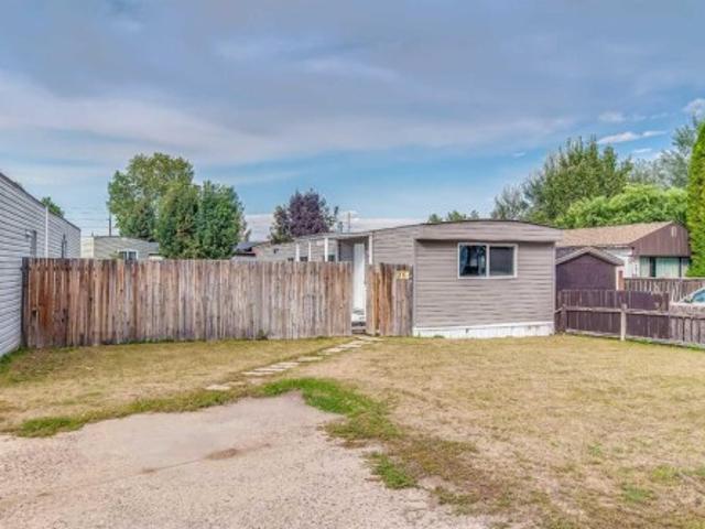 25A 4000 13 Avenue Se, Medicine Hat, AB, T1B 1J3 house for sale | Listing ID A2341 | Royal LePage