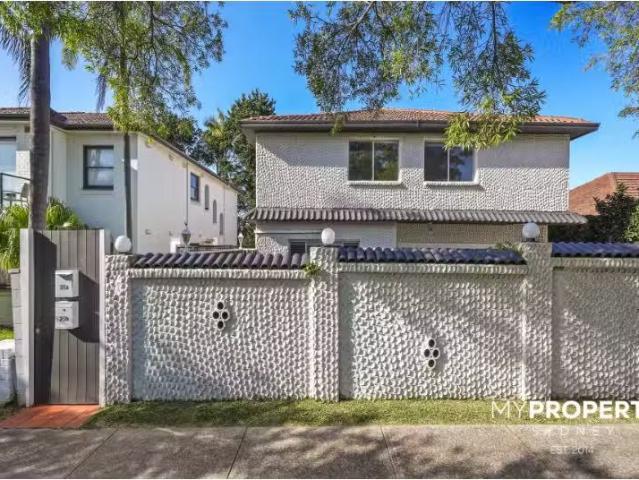 25A Cammeray Road, Cammeray Apartment for rent Listed by Pete.