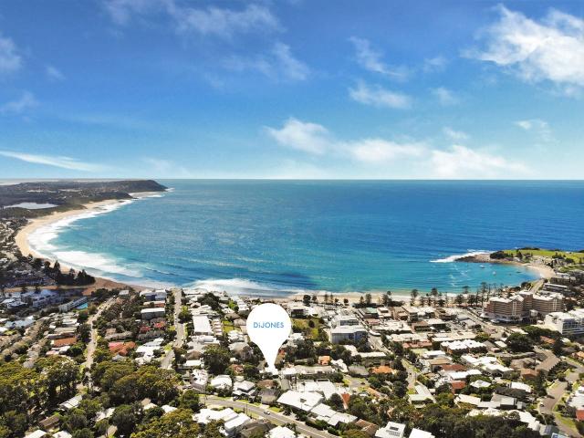 25A Campbell Crescent, Terrigal House | Listed 21 September 2026
