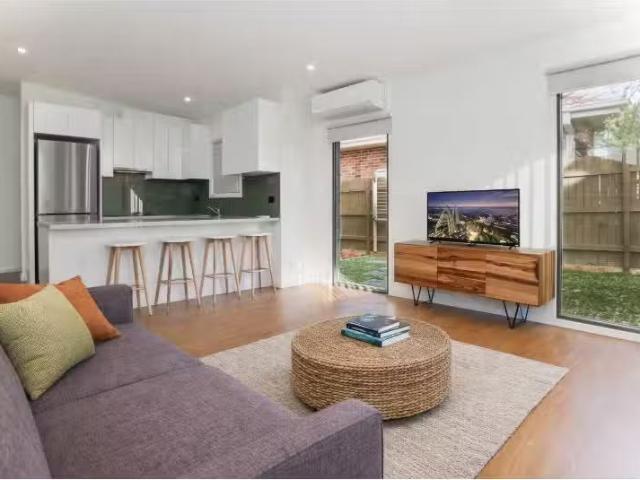 25a Tennyson Road, Cromer House for rent Listed by Branka Ho.