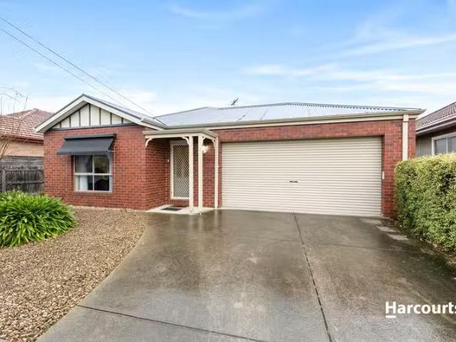 25B Mc Clelland Street, Bell Park, VIC 3215 House for Rent
