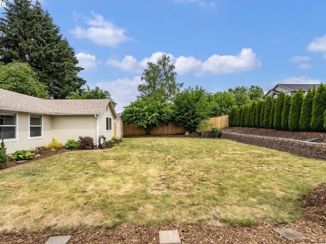 2604 NE 49TH ST