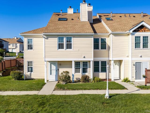 2604 Whispering Hills