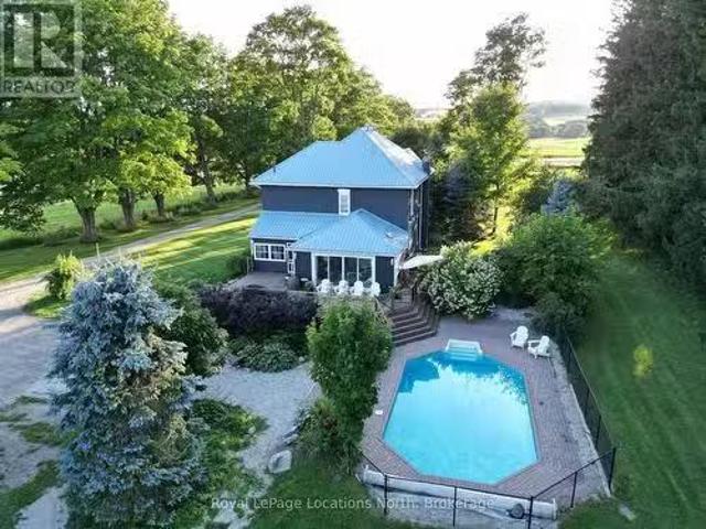 2605 County 42 Road, Clearview, ON, L0M 1S0 house for sale.