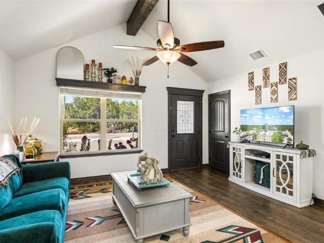 2605 Dove Trail