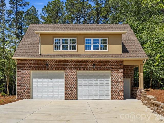 2605 Penngate Drive