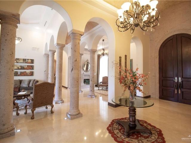 2605 San Lorenzo