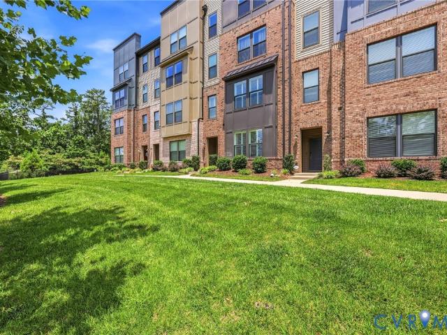 2606 Lassen Walk B