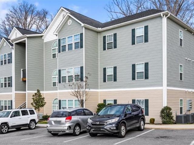 2606 Pennoak Way #C