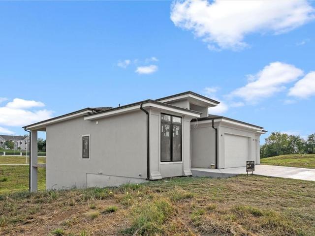 2607 NW 84th Terrace