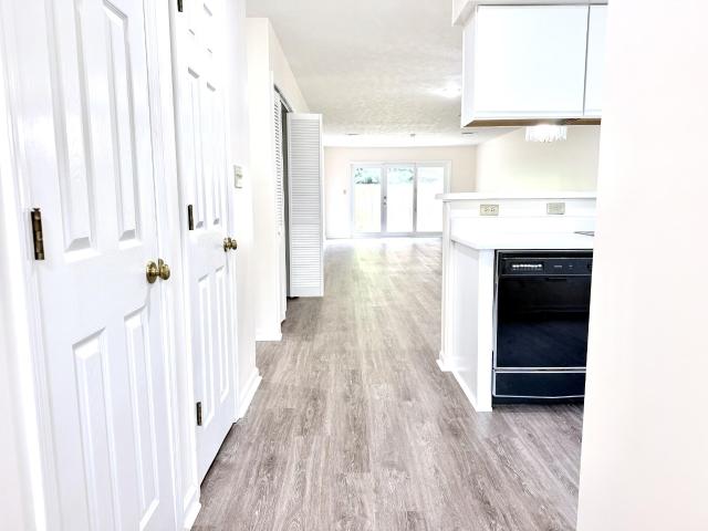 2607 Cayce Meade Drive # 6