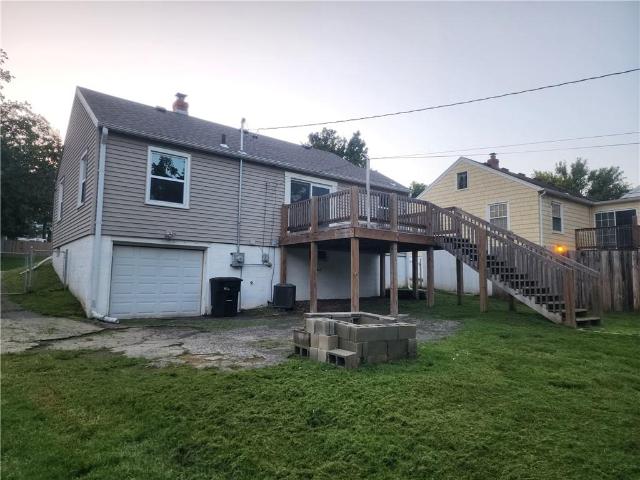 2607 Parallel Avenue