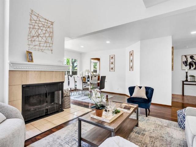 2607 Sierra Village Ct