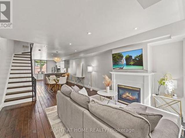 2608 12 Sudbury Street, Toronto, ON, M6J 3W7 townhouse for sale | Listing ID C13779 | Royal LePage