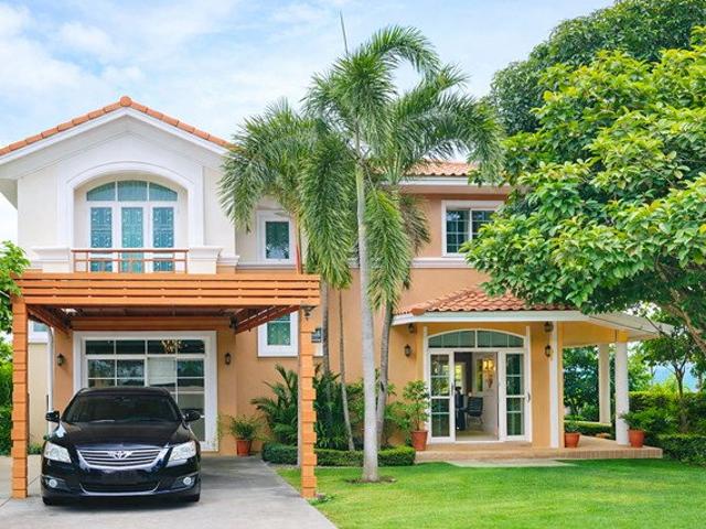 260916ramlesko ให้เช่า บ้าน ใกล้ MRTสุวินทวงศ์ มีนบุรี Windsor Park & Golf Club รร.นานาชาติ Bromsgrove3กม. คฤหาสน์หรู 2 ชั้น 102 ตร.วา 302