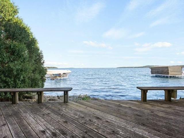 2609 Middleton Beach Rd, Middleton, WI 53562
