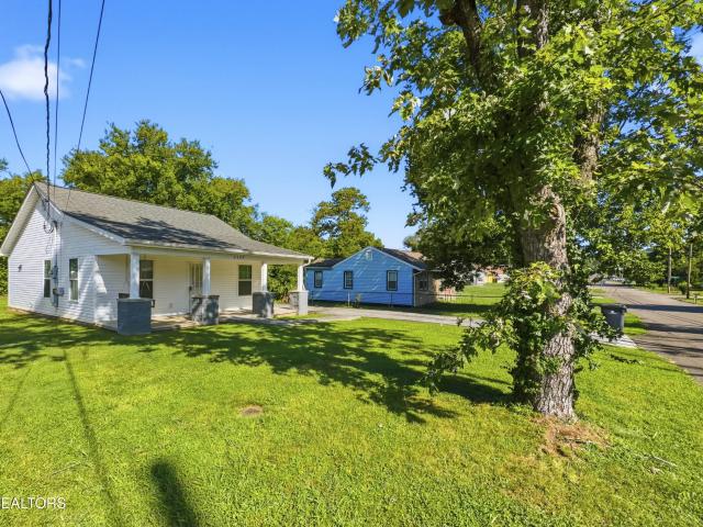 2609 NW Chillicothe St