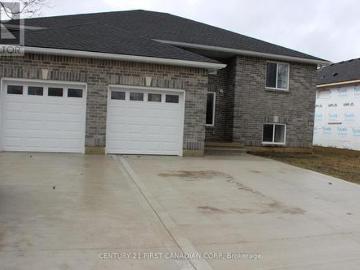 2609 Oil Heritage Road, Oil Springs, ON, N0N 1P0 house for sale | Listing ID X12865 | Royal LePage