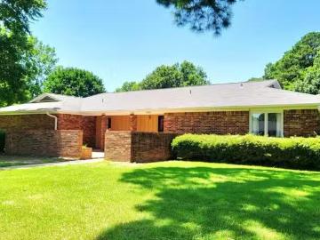 2609 GLENWOOD DR, JONESBORO, AR 72401