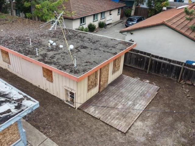 2609 2 Alma Street