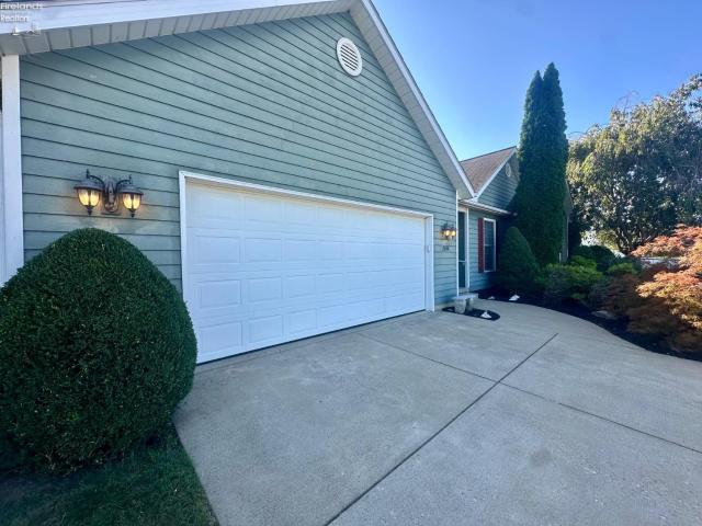 2600 Highland Drive