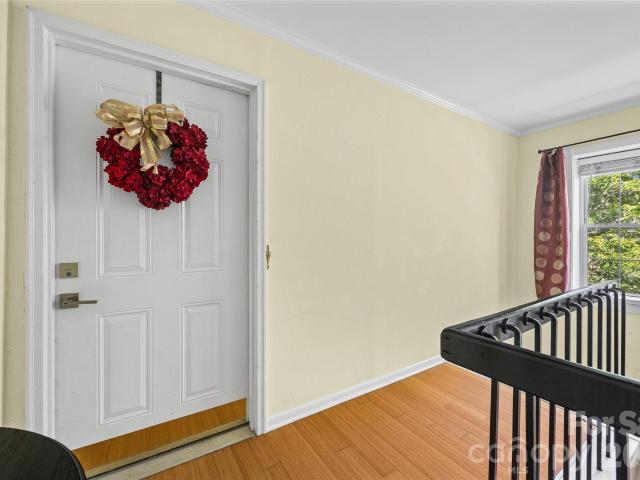 2600 Park Road # C