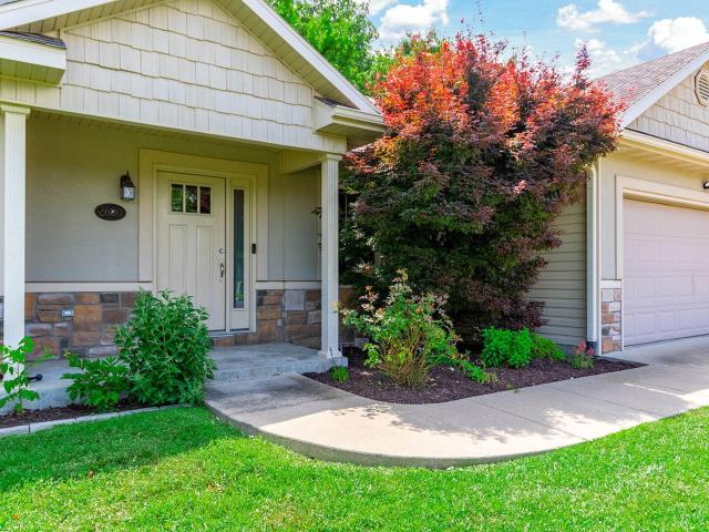 2600 quartz ln