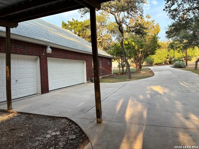 26013 Mesa Oak Dr