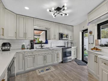 2601 NE 8th Ct, Pompano Beach, FL 33062 | MLS #F10545