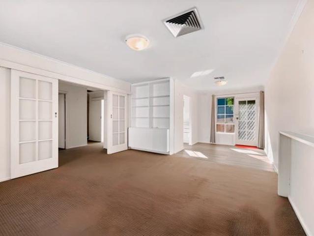2/601 Elgar Road, Mont Albert North, Melbourne