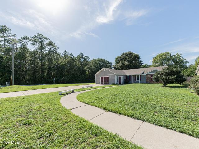 2601 Idlebrook Circle