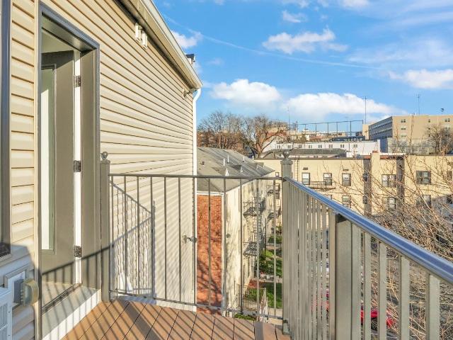 2601 Jane St # 301