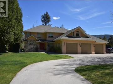 2601 9Th Avenue, Castlegar, BC, V1N 2Y7 house for sale | Listing ID 10384 | Royal LePage