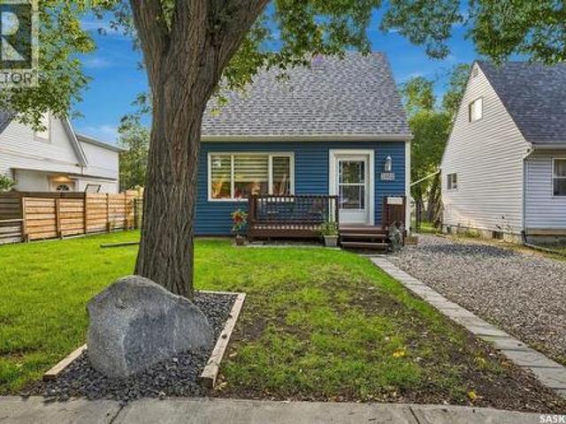 2602 Lindsay Street, Regina, SK, S4N 3E1 house for sale | Listing ID SK048701 | Royal LePage