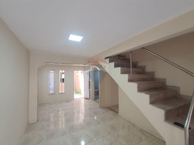 260 Área Útil Casa Alugar, 4 Dormitórios localizado em Rua Jorge Valente Filho, 49 Escola Oldemaster Mussurunga II, Salvador, Bahia, 41480140 | Brasil