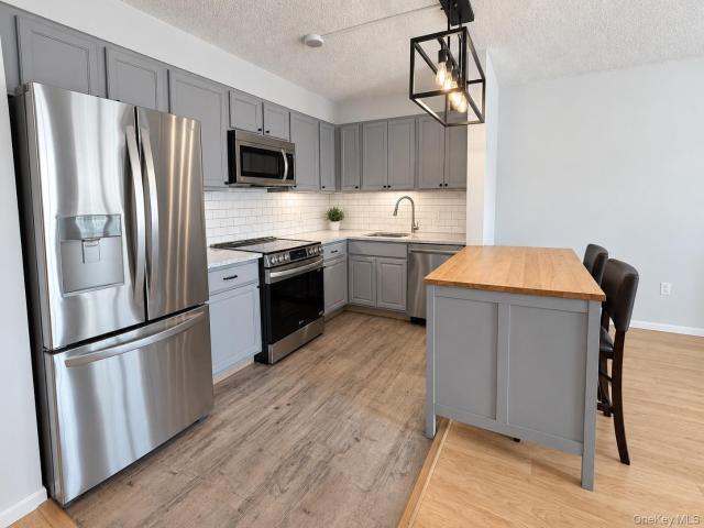260 Beach 81st Street 3D
