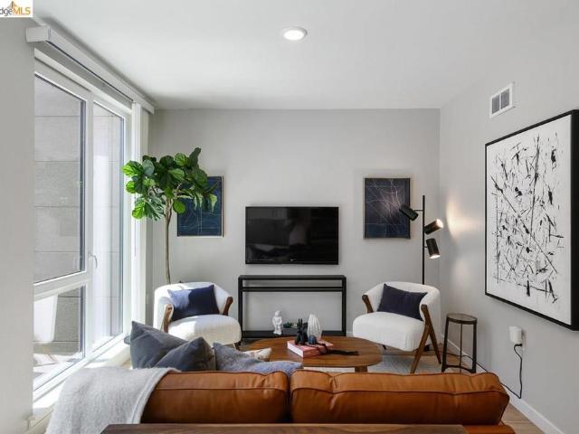 260 Brooklyn Basin Way 452