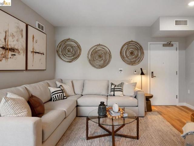 260 Brooklyn Basin Way 556