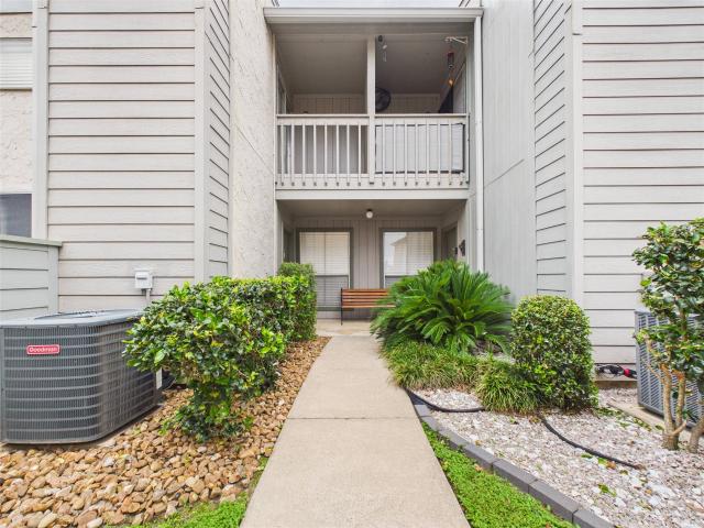 260 El Dorado Boulevard 1807