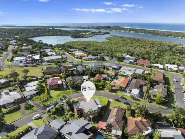 2/60 Oyster Point Road, Banora Point Townhouse for rent Liste.