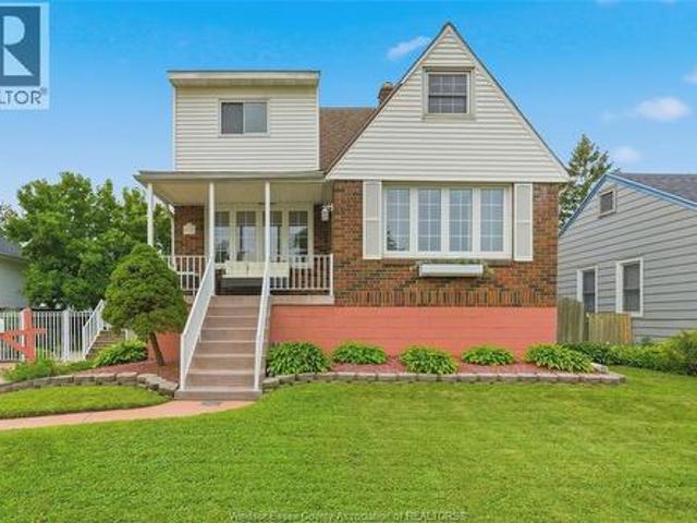 260 Laurier, Lasalle, ON, N9J 1L6 house for sale | Listing ID 26018 | Royal LePage