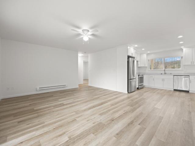 260 Merrydale Rd, Unit 14, San Rafael, CA 94903 | MLS #326015