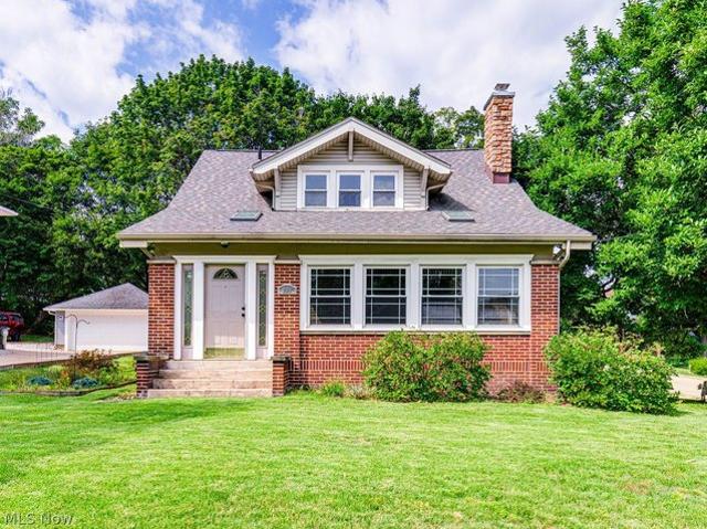 260 S Cleveland Ave, Mogadore, OH 44260